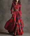 Elegante rode geruite maxi-jurk met vintage hemdkraag en detail van een brede tailleriem - S / Dresses / Rood Blauw Groen Ruitjes