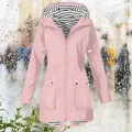 Fashionable women's pink hooded windbreaker with striped lining and front pockets - S / Top (Split Hem Style) / Pink