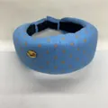 Élégant serre-tête rembourré bleu clair à pois avec accent doré pour les femmes chics - Bleu
