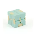 Infinity Cube creativo macaron verde menta, gioco antistress per relax e concentrazione - Imballaggio in sacchetto / Verde chiaro