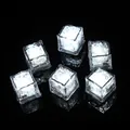Lot de 6 glaçons LED étanches avec lumière blanche brillante pour bars et mariages - Blanc
