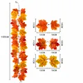 Gedetailleerd overzicht van kunstmatige esdoornbladguirlande voor herfstdecoratie - Gradiënt Herfst Ahornblad Stijl (1米仿真枫叶藤条-E) / 100cm