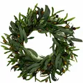 Vue macro détaillée d'une couronne de feuilles d'olivier artificielle avec feuilles et baies - Style Olive Baies (CX-22-2) / 50cm