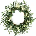 Détail d'une couronne d'eucalyptus artificiel et de baies blanches pour décor de printemps - Style Eucalyptus Baies (CX-22-3) / 50cm