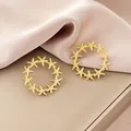 Fashionable gold-plated stainless steel earrings with a circular starfish chain design. - Starfish Wreath Matte Style (E1315-A) / 1 Pair Pack / Gold