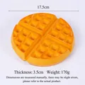 Lifelike round yellow PU artificial waffle model food photography prop for display - 17.5cm Round Waffle Bread (QHR-05987)