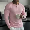 T-shirt Henley rose ajusté à manches longues pour hommes, texture côtelée sport - Rose