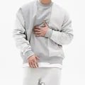 Sudadera de cuello redondo para hombre con diseño color-block gris y hombros caídos, estilo holgado - M / Tops / Gris