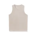 Détail d'un débardeur de sport pour hommes en mesh avec col en V et tissu respirant. - Kaki