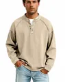 Vista detallada de una camiseta Henley de hombre en algodón lavado vintage caqui - S / Tops / Albaricoque