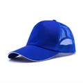 Cappello trucker professionale in rete blu traspirante con bordo bianco sulla visiera - Regolabile / Blu