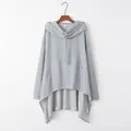 Graues Oversize-Kapuzensweatshirt mit stylischem Vokuhila-Saum und Kängurutasche - Hellgrau