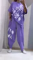 Stylisches lilafarbenes Oversized-Set mit Buchstabendruck für Damen, zweiteiliger Sportanzug - Violettblau