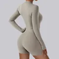 Tuta da yoga a maniche lunghe attillata in grigio chiaro per fitness e danza - Taglia S / Top E Pantaloni / Lino