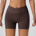 Short de yoga marron taille haute avec ceinture croisée, poches et tissu brossé - S / Bas / Short / Brun Foncé