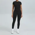 Naadloze zwarte yogaset voor dames met slim-fit top met korte mouwen en een legging - XS / Boven- En Onderstuk / Broek Set / Zwart