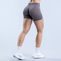 Short de yoga sans couture à taille haute avec effet froncé taupe pour le fitness et le sport - Gris Champignon