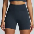 Premium Nahtlose Yoga-Shorts mit hoher Taille in sandgewaschenem Anthrazit-Finish - S / Unterteile / Schwarz