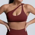 High-elastic seamless matte nylon one-shoulder sports bra in dark red with cutout - Burgundy
