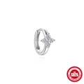 Boucle d'oreille huggie en argent sterling S925 avec design de fleur en moissanite - Style Pétale à Quatre Feuilles / Argent 925 / Pièce Unique / Or blanc