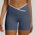 Pantaloncini da yoga a vita alta incrociata blu-grigio con bordo bianco a contrasto - Taglia S / Pantaloni e gonne / grigio-blu