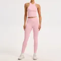 Ensemble de yoga rose sans couture pour femmes avec débardeur dos nageur et legging taille haute - S / Haut Et Bas / Rose Pêche