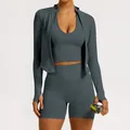 Ensemble de yoga professionnel sans couture 3 pièces avec short côtelé et veste pour femmes. - S / Ensemble / Gris foncé