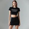 Υψηλής ποιότητας μαύρο crop t-shirt με προσαρμοσμένο λογότυπο στρας για γυναικεία μόδα - Μαύρο (Στυλ 1)