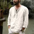 Detalle de una camisa informal de algodón y lino para hombre con cuello en V con cordones - M / Tops / Beige
