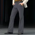 Vista detallada de los pantalones de campana para hombre de sarga elástica gris oscuro - S / Bottoms / Gris oscuro