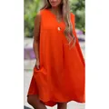Vestido informal naranja brillante sin mangas con cuello en V y botón decorativo. - S / Rojo Anaranjado