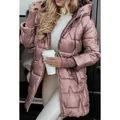 Giacca imbottita media con cappuccio rosa metallizzato e motivo trapuntato a stella unico - Rosa