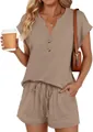 Ensemble de détente deux pièces pour femmes avec haut à col en V et short beige - S / Haut Et Bas / Khaki Foncé