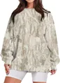 Dettaglio della felpa oversize da donna con motivo mimetico e stampa a foglie di acero. - Taglia S / Top / Camouflage albero 3D (10)