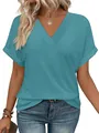 Détail d'un chemisier turquoise à col en V pour femme, style d'été élégant - S / Hauts / Vert Lac
