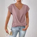 Elegantes staubrosafarbenes V-Ausschnitt T-Shirt mit Knotendetail und kurzen Ärmeln. - S / Oberteile / Lotosrosa
