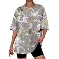 Κοντινή λεπτομέρεια από oversized unisex 3D μπλουζάκι με σχέδιο φθινοπωρινό φύλλο σφενδάμου - S / Tops / Στυλ 4 Ανοιχτό Γκρι Φύλλα