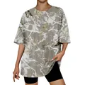 Vue détaillée d'un t-shirt unisexe oversize avec imprimé feuilles 3D en gris - S / Hauts / N° 6 Feuille gris-vert