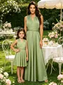 Elegantes vestidos infinity verde salvia multiposición para madre e hija en un jardín soleado - S/M / Bottoms / 5-8 Años / Verde Hierba