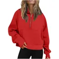 Vista dettagliata della felpa rossa con cappuccio in pile con mezza zip e vestibilità oversize - Taglia S / Top / Rosso