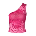 Detailweergave van de felroze one-shoulder top met rozenprint en fonkelende strassteentjes - S / Tops / Rozerood