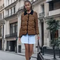 Giacca trapuntata leggera marrone alla moda con colletto nero da donna primavera 2024 - Marrone