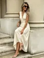 Élégante robe longue beige multi-positions au design vintage français dos nu pour femme - Champagne Clair