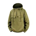 Vista dettagliata della felpa con cappuccio verde oliva con mezza zip e tasche uomo - Taglia S / Top / Verde militare