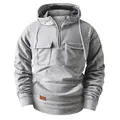Dettaglio di una felpa grigia con cappuccio, mezza zip, tasche multiple e patch. - Taglia S / Top / Grigio melange