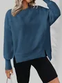 Détail d'un sweat-shirt ample pour femme à col rond avec fentes latérales et ourlet côtelé - S / Hauts / Bleu foncé