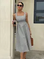 Elegant sleeveless square neck striped maxi dress with a French chic cinched waistline - S / Black