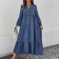 Elegante vestido midi azul a capas con manga larga, cuello de pico y botones frontales - S / Tops / Azul zafiro