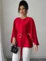 Elegante rode Franse vintage blouse met klokmouwen en een bijpassende riem in de taille. - S / Tops / Rood