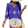 Modische Boho-Bluse in Königsblau mit V-Ausschnitt, weißem Print und 3/4-Ärmeln - Lila